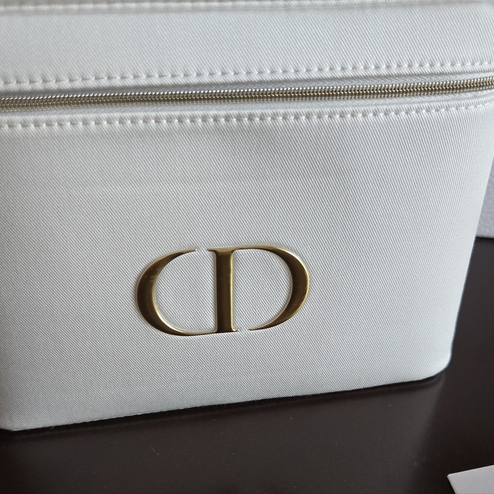 Cream Dior Vanity Case with Gold Accents - Picture 2 of 7